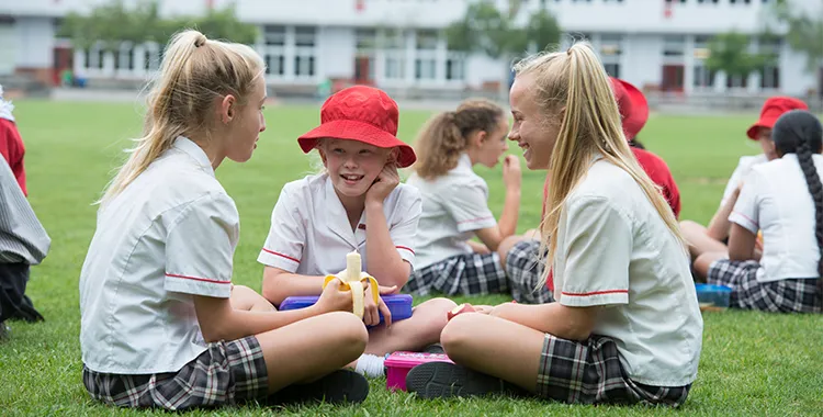 Find out some great ways to make healthy lunch for your children