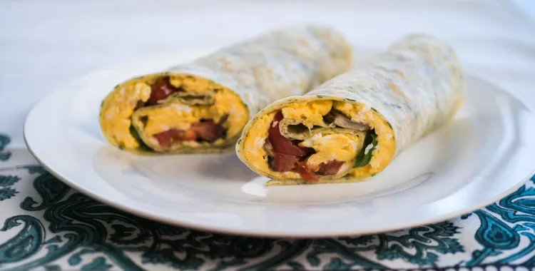 Egg and vegetable wrap