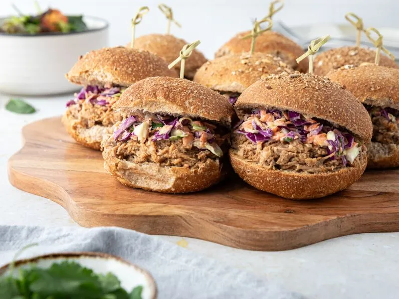 Pulled pork and slaw sliders