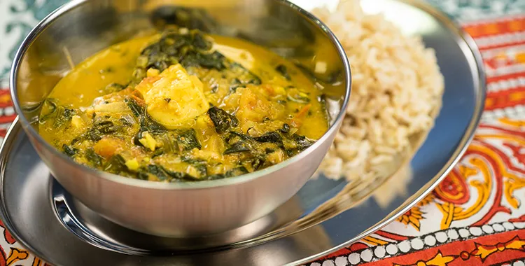 Saagwala sauce in bowl