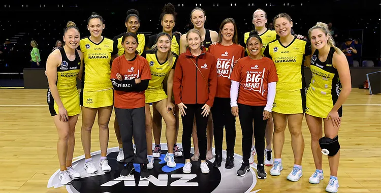 The Central Pulse Netball Team