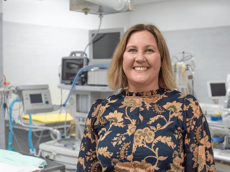 Dr. Nicola Scott