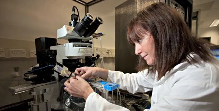 Researcher in lab