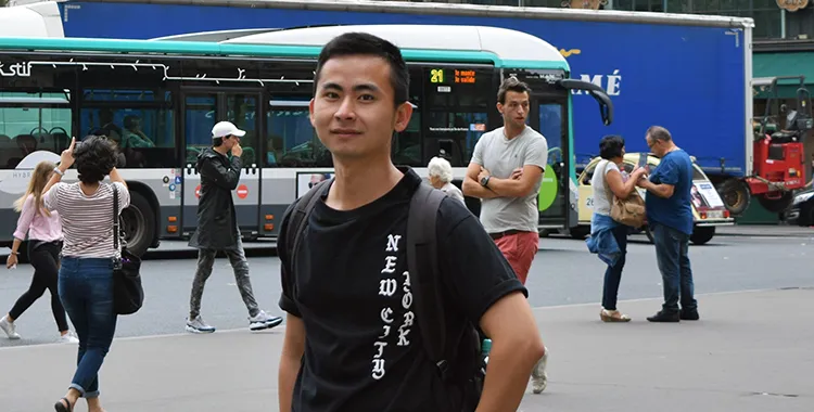 Toam Pham in city