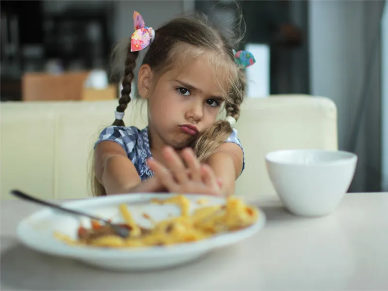 5-year old girl reluctant to eat food